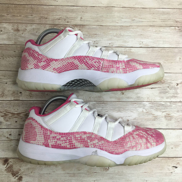 Nike Air Jordan XI 11 Retro Low Pink Snakeskin 9 - Picture 3 of 8